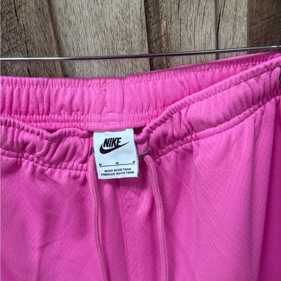 Meet your Posher, Jackie - Picture 16 of 16